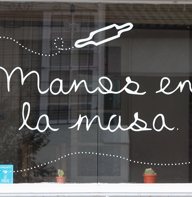 manos-en-masa