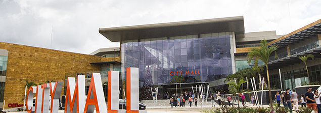 Hoy abrió el City Mall, a medias.