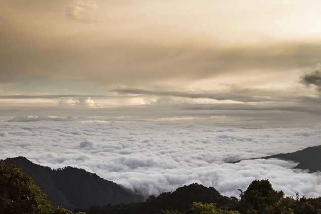 NUBES