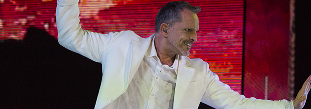 Bosé, te amaré, te amaré..