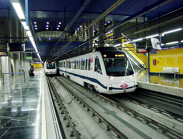 METRO DE MADRID.- TRENES.-