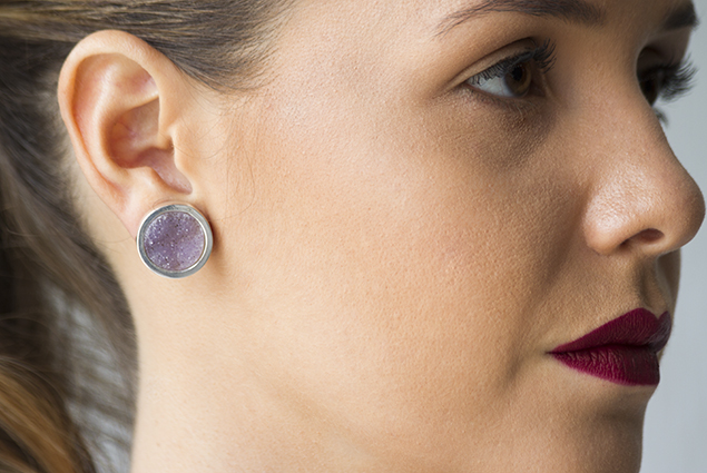 ARETES MORADOS