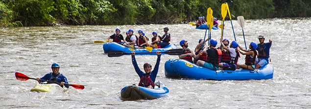 ¡La adrenalina del rafting!